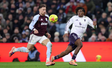 Manchester United humbet përsëri