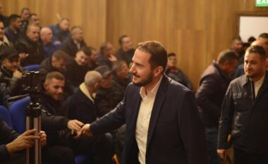 Mbledhja me degën e demokratëve të Durrësit, reagon Ervin Salianji: Nisëm një përpjekje pa kthim për të zgjeruar dhe ripërtërirë PD-në