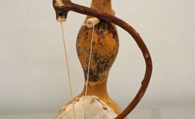 Lahuta shqiptare zyrtarisht pjesë e trashëgimisë kulturore të UNESCO-s