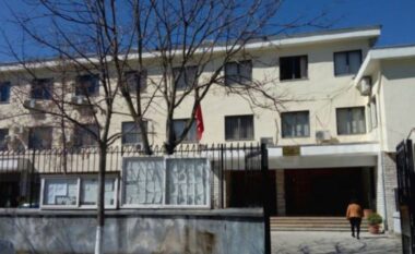 Prokuroria e Gjirokastrës lëshon urdhra ndalimi për 4 persona, sekuestrohen para, euro, paund, dollarë dhe franga