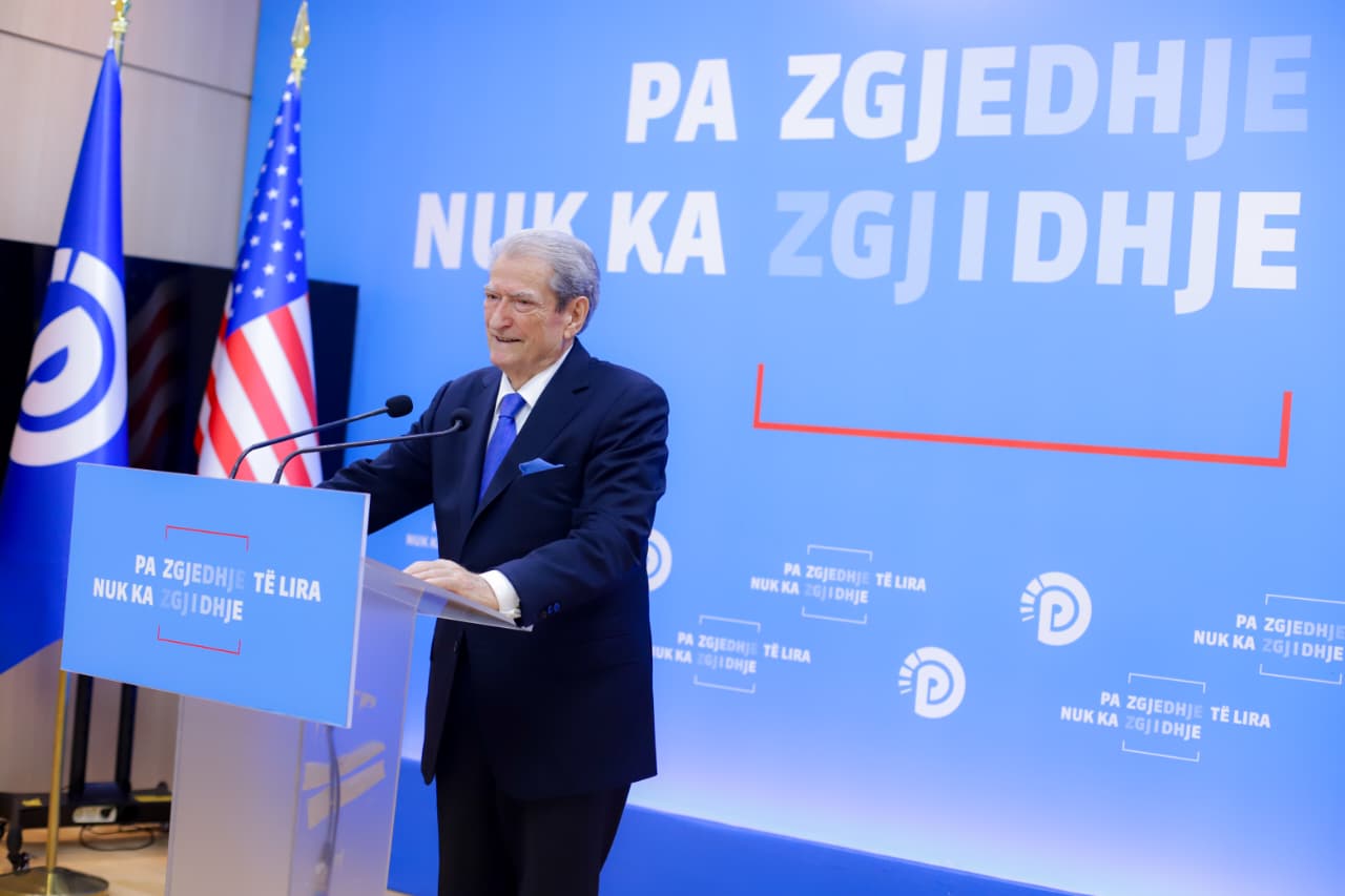 Sali Berisha: Balluku nuk shkarkohet dhe as jep dorëheqjen, Ilir Meta u largua nga zv.kryeministër pa ardhur kërkesa për hetim, Lulzim Basha dorëzoi…