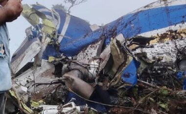 Rrëzohet aeroplani në Kolumbi, humbin jetën të 15 personat në bord