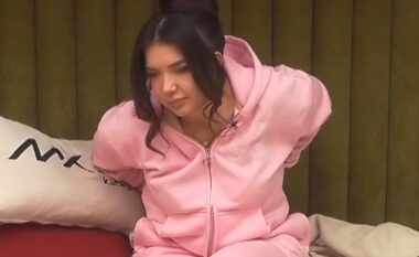 Alba habit banorët me deklarata të forta dashurie: Ose me Limin, ose vetëm… (VIDEO)