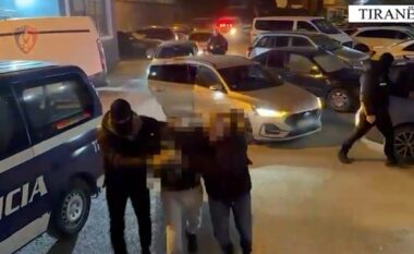 Po transportonte ilegalisht 6 emigrantë nga Egjipti drejt vendeve të BE, arrestohet 31-vjeçari (VIDEO)