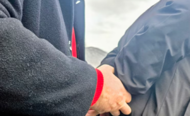 Nën dyshimin për sulm ndaj pjesëtarëve të KFOR-it dhe të Policisë së Kosovës, arrestohet një person