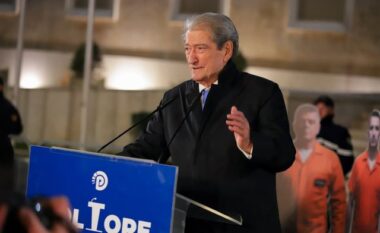 Berisha: Me 24 janar, sheshet dhe rrugët e kryeqytetit do shndërrohen në tmerrin e regjimit