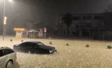Pezullohet mësimi në shkollat e Gjirokastrës, bllokohet rruga drejt Kakavijës