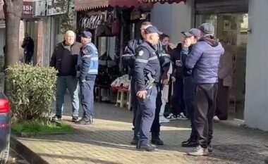 U plagos duke tentuar të shuante sherrin mes babait dhe vajzës, 35-vjeçari dërgohet te Trauma në gjendje të rëndë