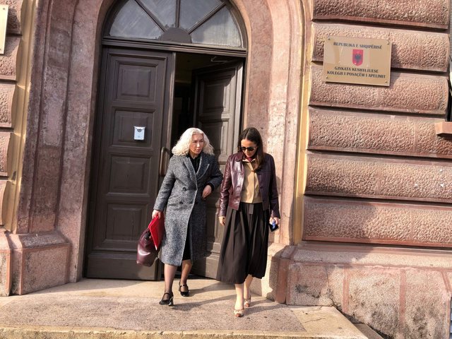 Drejtuesi i SPAK kërkon shkarkimin e ndihmëses ligjore, Jurida Bajraktari