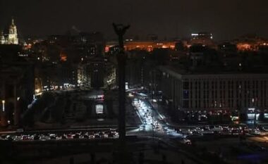 Zelensky shpall gjendjen e jashtëzakonshme në sektorin e energjisë në Ukrainë