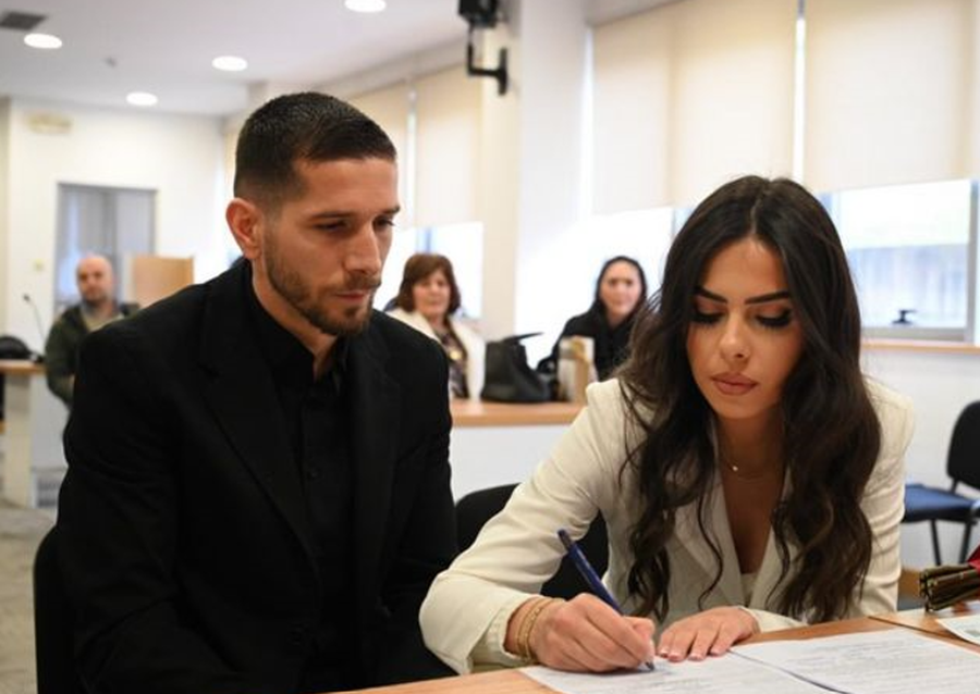 Janar i “ëmbël”, sulmuesi i Vllaznisë e nis vitin me celebrimin e dashurisë