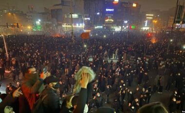 Protestat në Iran: Raportohet për dhjetëra të vdekur e mijëra të arrestuar