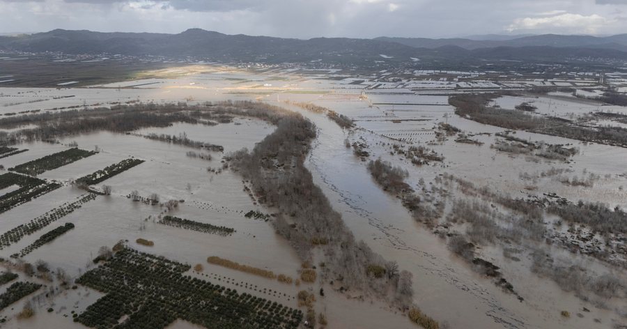 Ndihmë e shpejtë pas përmbytjeve në Shqipëri  Gjermania jep 250 000 paund për 400 familjet e prekura