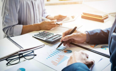 Buxheti i shtetit nis 2026 me pagesa të dhjetorit, deficiti i 2025 shfaqet më i ulët/ Ja çfarë shkruan raporti