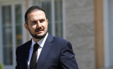 Ervin Salianji thirrje për protestë: Nafta në Shqipëri 78% më shtrenjtë se në Kosovë, ky është një model grabitjeje, jo qeverisje