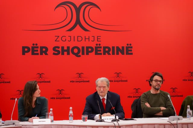 “QEVERI TEKNIKE”/ Berisha, dëgjesë publike me aleatët dhe shoqërinë civile: Narkoshteti shqiptar, rrezik për Evropën! Ergys Agasi largoi 3 ministra