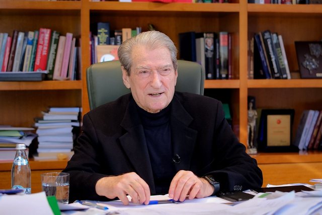 Berisha: Nuk marrim pushtet me dhunë! Një dosje kriminale e shkallës më të lartë është dosja e AKSHI-t