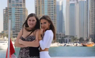 Motra e vogël e Lori dhe Sara Hoxhës bëhet nënë!