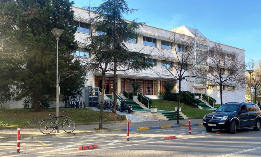 AKSHI dhe administrata tani mund të mbeten dhe pa internet, ankimohet sërish tenderi 4.8 mln euro