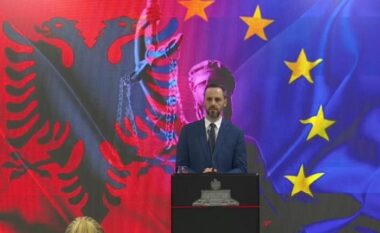 SPAK kërkon arrestimin e Ballukut/ Lamallari për imunitetin e saj: Qëndrimi i mazhorancës i qartë! Kushtetuta përcakton…