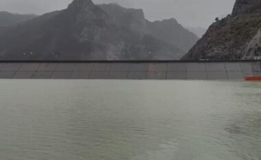 Moti i keq/ Prefektura Shkodër: Lumenjtë nën kuotat e rrezikut, ja si paraqitet situata