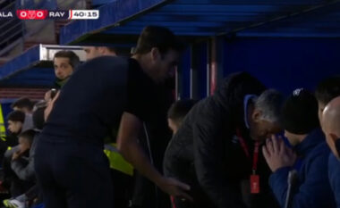 VIDEO/ E paprecedentë, tjetër sherr i futbollistit të Kombëtares me trajnerin për zëvendësimin