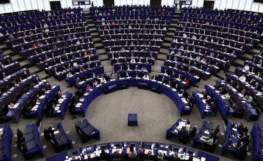 562 vota pro, 9 kundër dhe 57 abstenime/ Parlamenti Evropian miraton rezolutën që dënon dhunën ndaj protestuesve në Iran