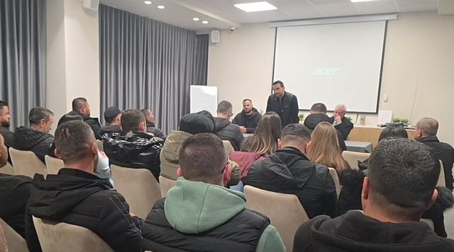 qeveria-me-hajdute-e-europes-lapaj-thirrje-qytetareve-ne-berat-me-31-janar-bashkohuni-masivisht-ne-shesh