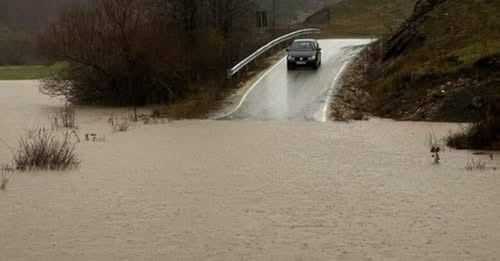 Përmbytjet në Korçë/ Disa zona ende pa energji, si paraqitet situata