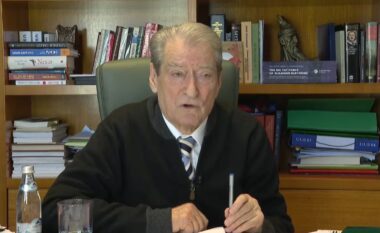 Berisha: Në Strasburg kërkova edhe qeverinë teknike, lajmet për ndërprerjen e fjalës, trillime