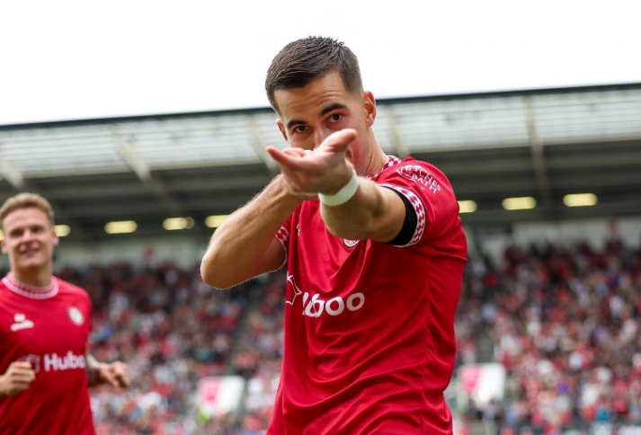 Anis Mehmeti kërkohet me ngulm nga pretendentët në Angli, Premier Ligë nuk është thjesht një ëndërr