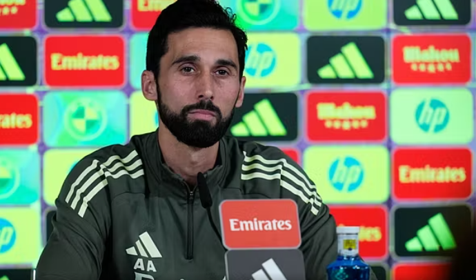 Arbeloa zhgënjeu në debutim  Reali i Madridit kërkon trajner