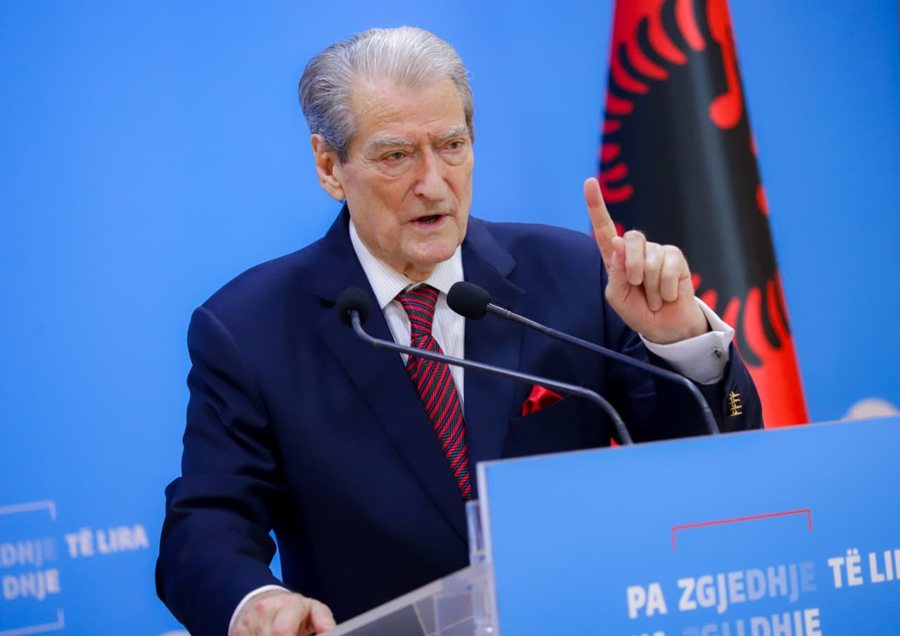 Berisha: Të gjitha partitë opozitare do ftohen në tryezë, duhet një front të gjerë kundër narko-regjimit