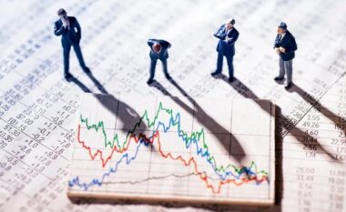 Qeveria mban të pandryshuar skenarin për rritjen ekonomike, parashikime jo realiste