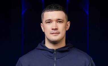 Zelensky ndryshon edhe ministrin e Mbrojtjes, ia beson ushtrinë një 34-vjeçari!