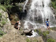E rëndë/ U përpoq të bënte selfie me partneren, futbollisti 22-vjeçar bie nga ujëvara dhe humb jetën