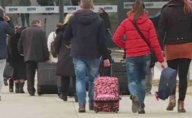 INSTAT: Kërkesat për azil nga shqiptarët në BE rriten sërish në tetor, niveli më i lartë nga janari