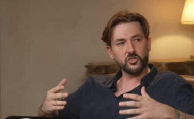 Nga përdorimi i drogërave tek divorci me partneren e parë, të pathënat e Kastro Zizos: Kam qenë dhunues dhe përndjekës