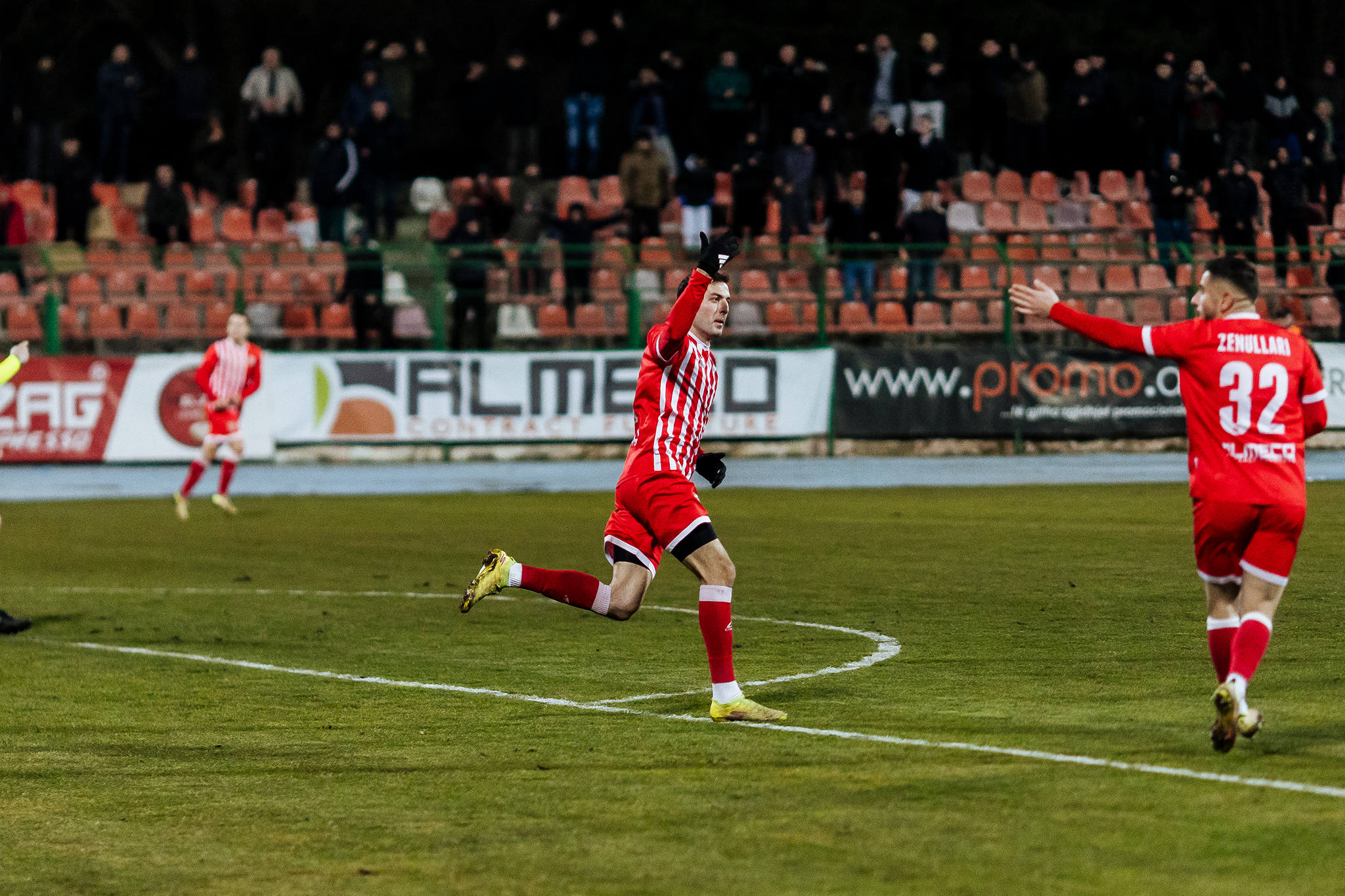 skenderbeu-nuk-njeh-rivale-mposht-kastriotin-dhe-marshon-drejt-abissnet-superiores