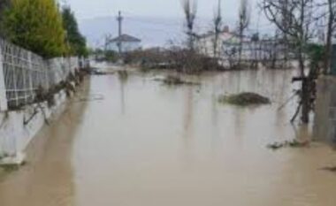 Pasojat e përmbytjeve në Lezhë, mbi 1700 hektarë të dëmtuara, sektorët më të prekur