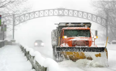 Stuhia dimërore godet SHBA-në/ Shtatë persona kanë humbur jetën, mbi 800 mijë familje pa energji elektrike