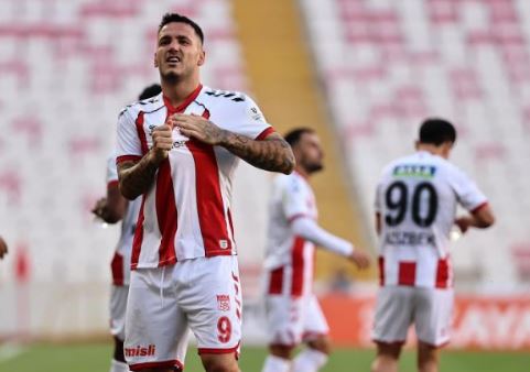 E bujshme nga Turqia! Rei Manaj drejt largimit nga Sharjah, mund të rikthehet te…