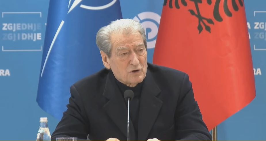 Berisha  S mund të presim që amerikanët të heqin Ramën  ata që duhet t i përvishen janë qytetarët