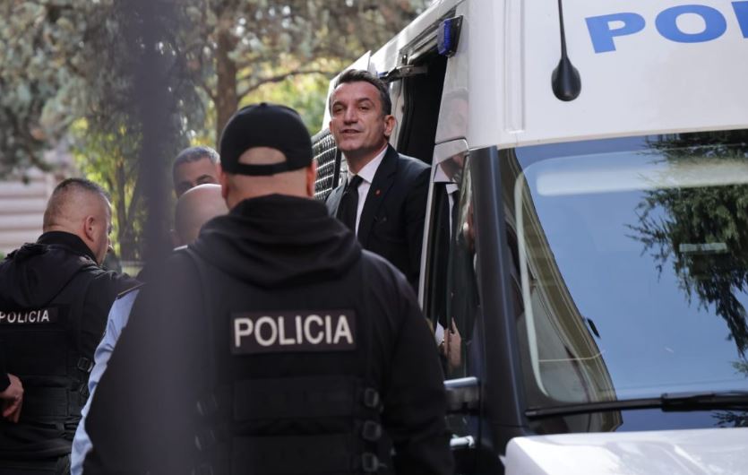 “Po shënjestrohem si në komunizëm”/ BIRN: Fushata 220 mijë dollarëshe e lobimit të Veliajt në SHBA kundër drejtësisë