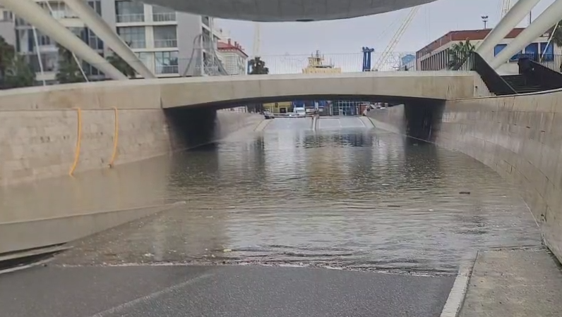 Përmbytjet në Durrës, Prokuroria sekuestron dokumentet e hidrovorit të ri të Porto Romanos me vlerë 19 mln euro