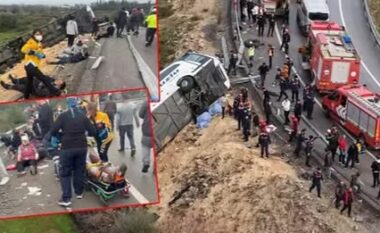 Aksident tragjik në Turqi/ Autobusi del nga rruga, 8 persona humbin jetën, plagosen 26 të tjerë