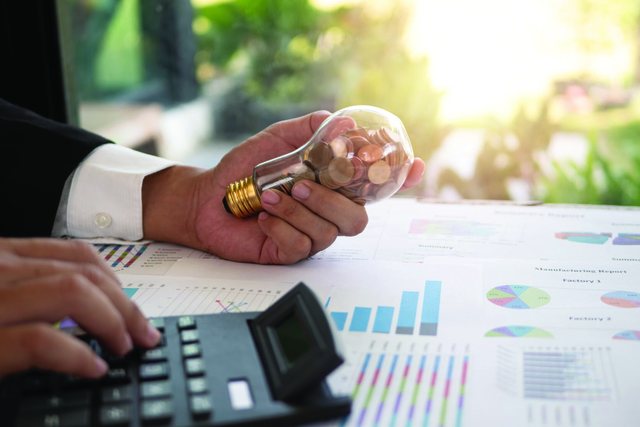 Kontratat e energjisë  FSHU në terren për verifikim të bizneseve që  kamuflohen  si familjarë