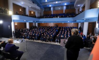 “I dola zot Daniel Shimës që e rrëmbyen”,Berisha: Ai kishte bërë nënën milionere me paratë e AKSHI-t