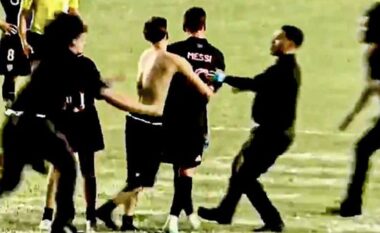 Momente paniku në miqësore, shikoni çfarë i ndodh Lionel Mesit (VIDEO)