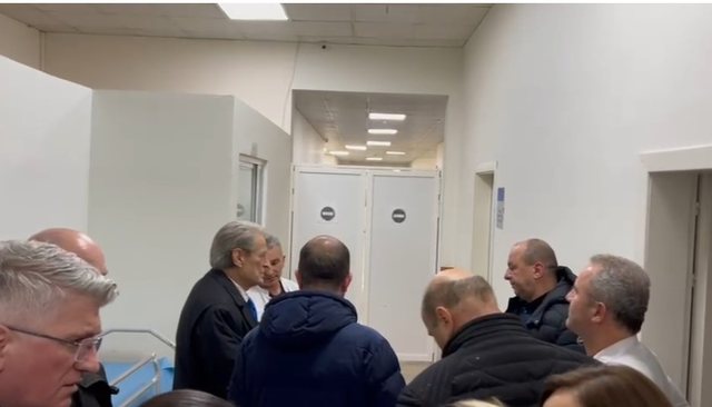 Nallbati përfundoi te Trauma/ Berisha e viziton: Goditje me urdhër politik, iu vërsulën si bisha